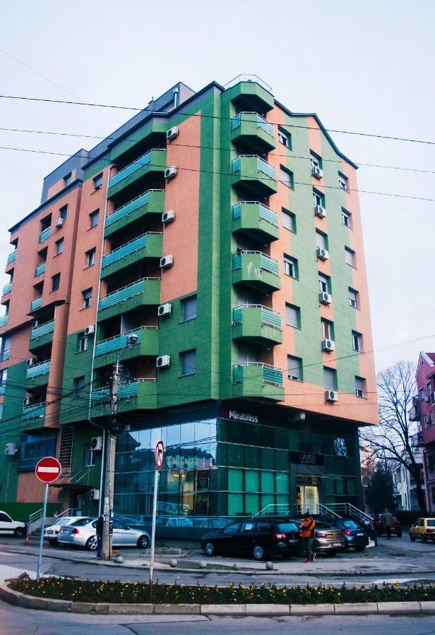 Apartment Aleksija Ni Esterno foto