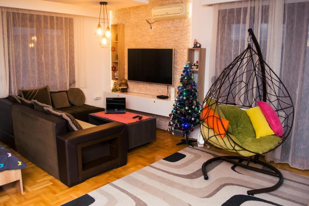 Apartment Aleksija Ni Esterno foto