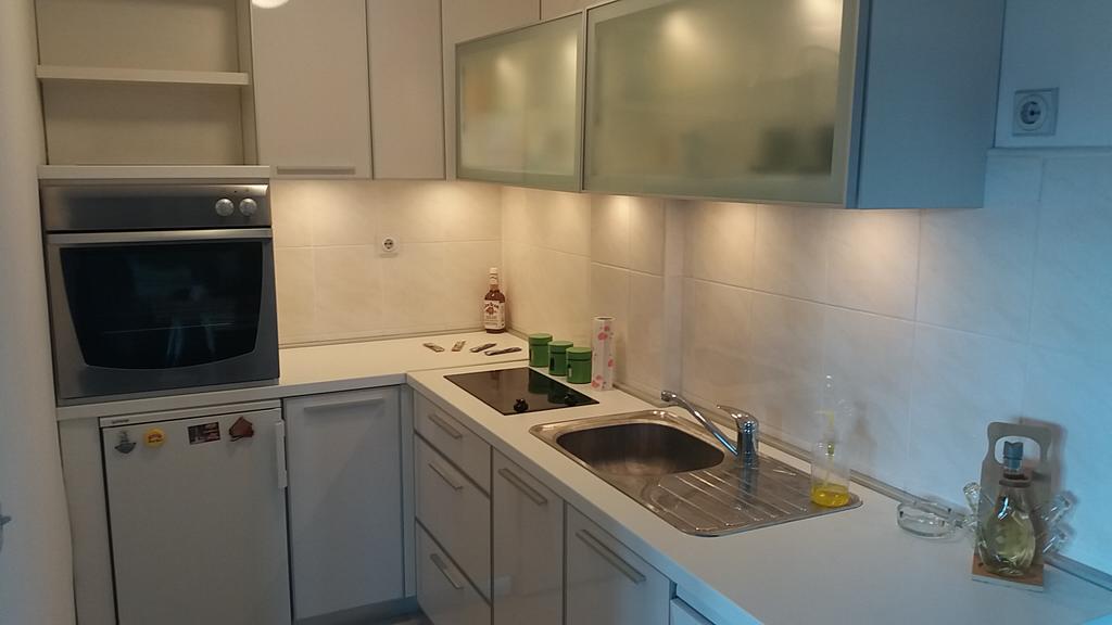 Apartment Aleksija Ni Esterno foto